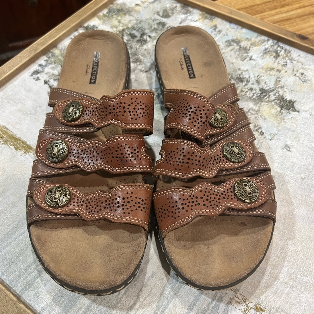 Clark’s  Brown Sandals